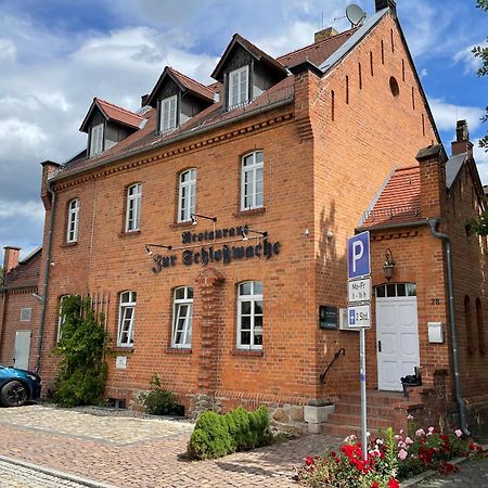 Appartments Zur Schlosswache Delitzsch Exterior photo